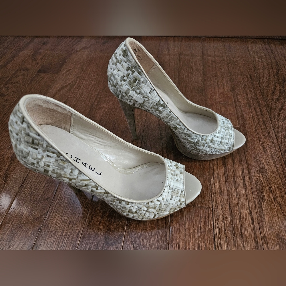 Michael Shannon Heels